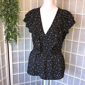 Max Studio Ruffled V-Neck Short Sleeve Top in Black with White Polka Dots, Large